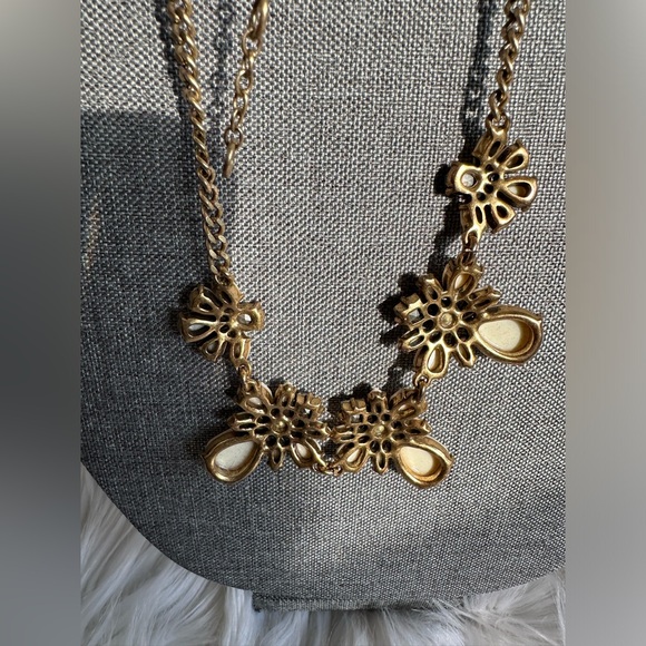 J CREW Rhinestone & Milky/Ivory Necklace - Picture 7 of 8